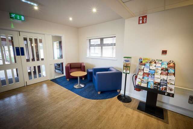 Отель Travelodge Waterford Уотерфорд-18