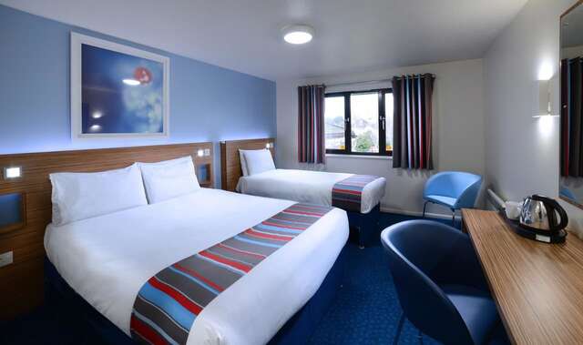 Отель Travelodge Waterford Уотерфорд-6