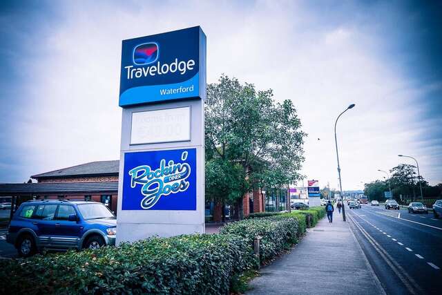 Отель Travelodge Waterford Уотерфорд-8